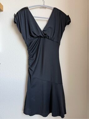 V neck Navy Blue/Grey 100% Wool Dress by Diane Von Furstenberg for Neiman Marcus